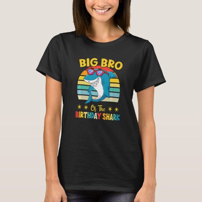 Big Bro Of The Shark Birthday Family Birthday Litt T-Shirt (Front)