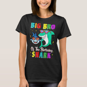 Big Bro Of The Shark Birthday Family Birthday Litt T-Shirt