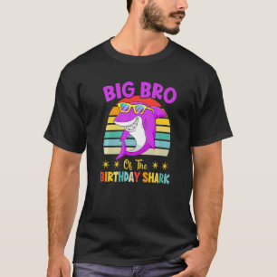 Big Bro Of The Shark Birthday Family Birthday Litt T-Shirt