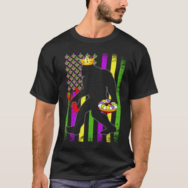Big Foot Mardi Gras King with American USA flag T-Shirt (Front)