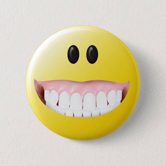 Big Gums Face 6 Cm Round Badge (Front)