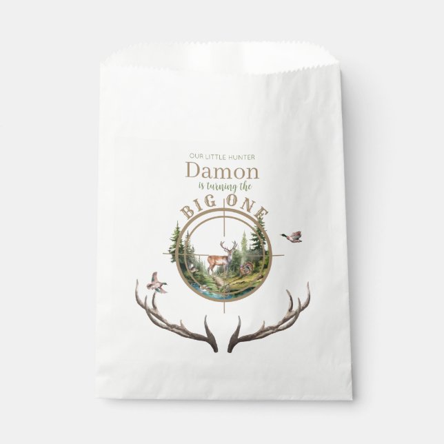 Big One Hunting First Birthday Favour Bag (Front)