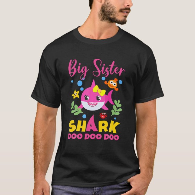 Big Sister Shark Gift Cute Baby Shark Family Match T-Shirt (Front)