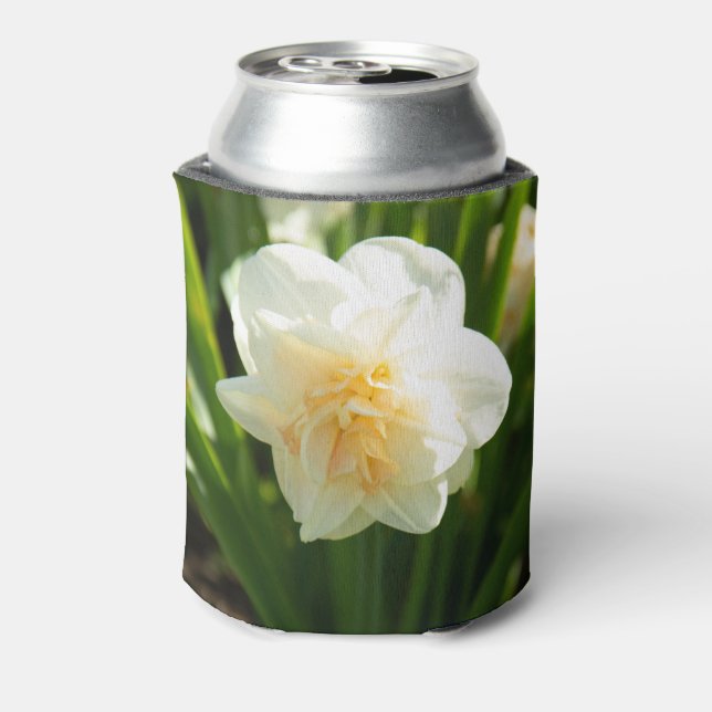 Big white daffodils on a spring day   can cooler (Can Back)