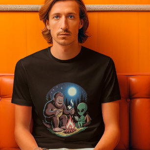 Bigfoot Alien UFO Cryptid Paranormal Night T-Shirt