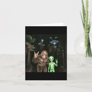 Bigfoot Alien Ufo Selfie Funny Sasquatch Meme Men Card