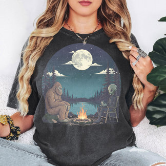 Bigfoot and Alien Campfire Moon Lake Art T-Shirt