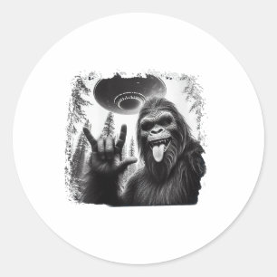 Bigfoot And Ufo Bigfoot Rock On - Hiking And Campi Classic Round Sticker