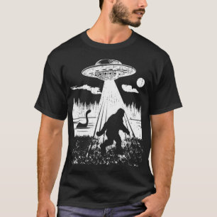 Bigfoot 	bigfoot Ufo Abduction Funny Sasquatch Ali T-Shirt