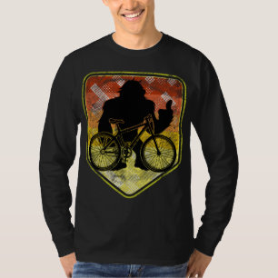 Bigfoot Biking Mountain Bike MTB Funny Biker Sasqu T-Shirt