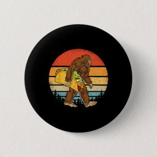 Bigfoot Carrying Taco Funny Cinco De Mayo Boys Men 6 Cm Round Badge
