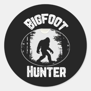 Bigfoot Hunter Sasquatch Funny Humour Classic Round Sticker
