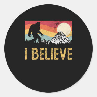 Bigfoot I Believe Cool Retro Sasquatch Classic Round Sticker