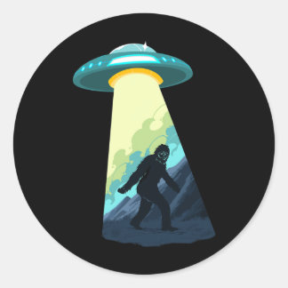 Bigfoot Is An Alien From A Ufo  Classic Round Sticker