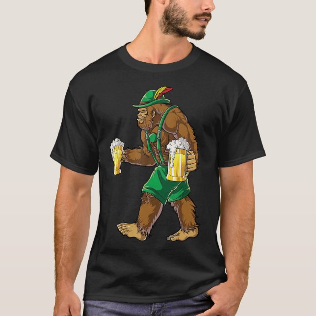 Bigfoot Lederhosen  Oktoberfest Men Prost Beer T-Shirt (Front)