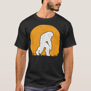 Bigfoot Night Stroll! Cool Full Moon & Trees Sasqu T-Shirt