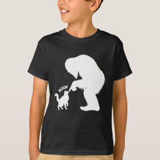Bigfoot Playful Long Haired Cat Boop  T-Shirt