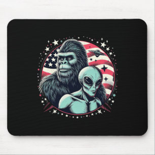 Bigfoot Sasquatch Alien Amp Bigfoot Usa Flag Fathe Mouse Pad