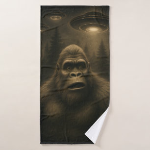 Bigfoot Sasquatch Alien UFO Funny Bath Towel