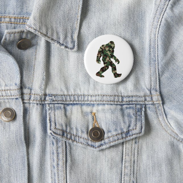 Bigfoot Sasquatch Camo    6 Cm Round Badge (In Situ)