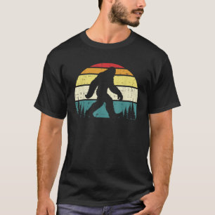 Bigfoot Sasquatch Silhouette Sunset Retro Men Wome T-Shirt