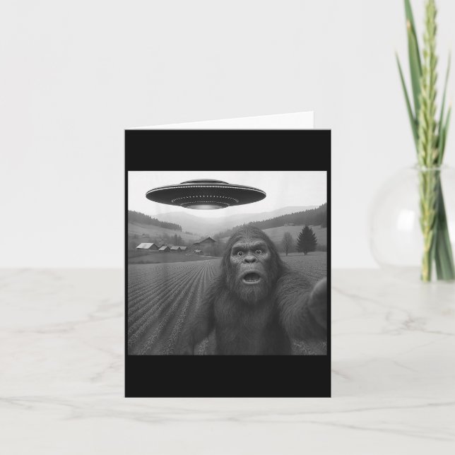 Bigfoot Selfie With Alien Ufo Funny Gifts For Men  Card (Front)