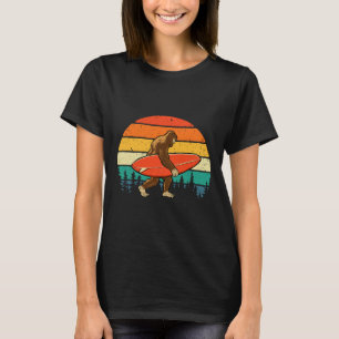 Bigfoot Surfer - Retro Surfingboard Surfing Beach T-Shirt