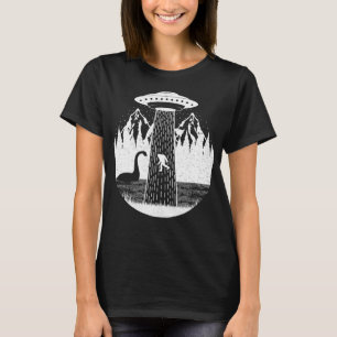 Bigfoot Ufo Abduction! Funny Sasquatch Loch Ness M T-Shirt