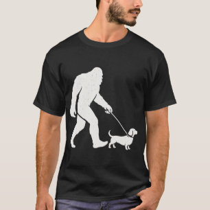 Bigfoot Walking Dachshund Funny Wiener Dog Dad  T-Shirt