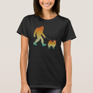 Bigfoot Walking German Spitz Funny Sasquatch Pet D T-Shirt