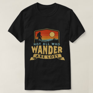 Bigfoot Wanderer Retro Camping Design T-Shirt