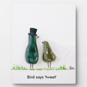 Bird says 'tweet' plaque