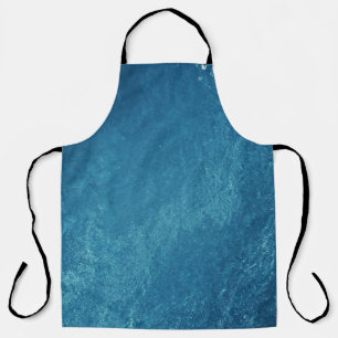 Bird's-eye view of body of water apron