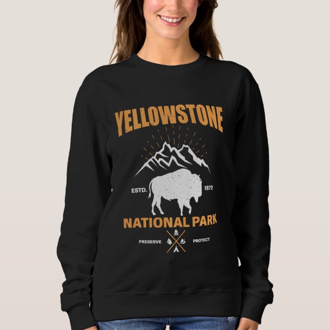 Bison Yellowstone National Park Buffalo Vintage Re Sweatshirt (Front)