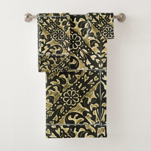 Black and Gold Damask Bath Towel Set (Insitu)