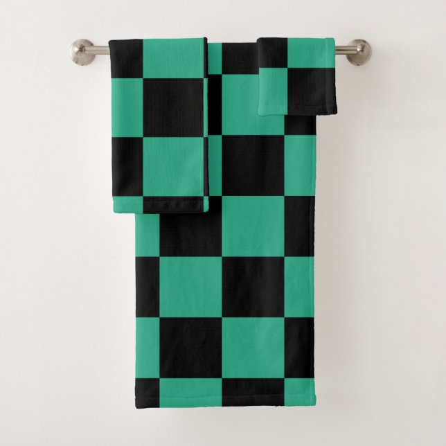Black and Jungle Green Chequered Pattern Bath Towel Set (Insitu)