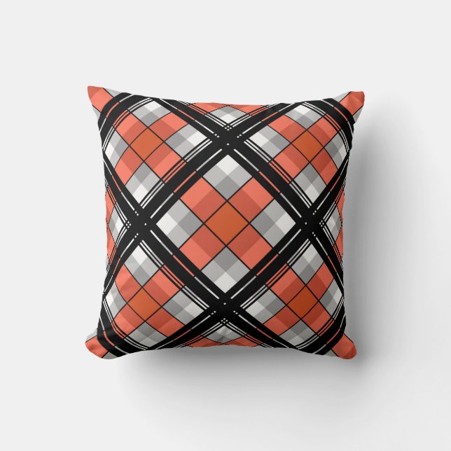 Black and orange plaid cushion (Front)