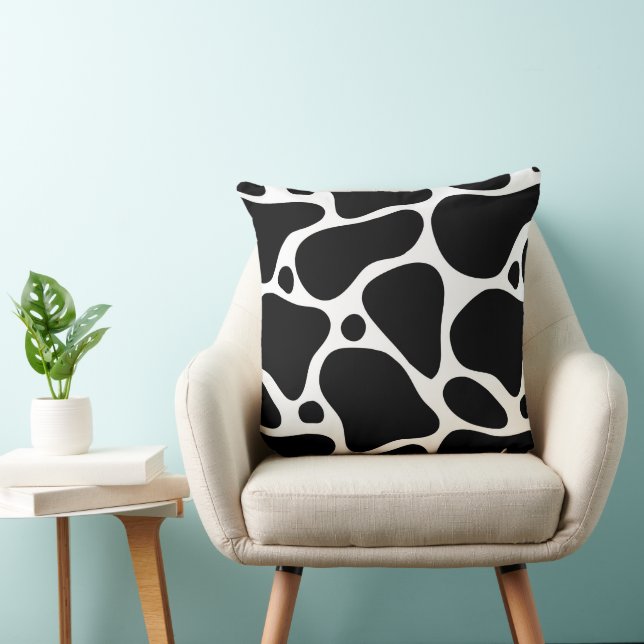 Black and white abstract giraffe pattern cushion (Chair)