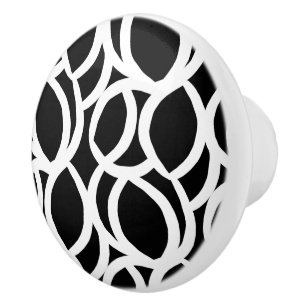 Black and White Abstract Pattern Ceramic Pull
