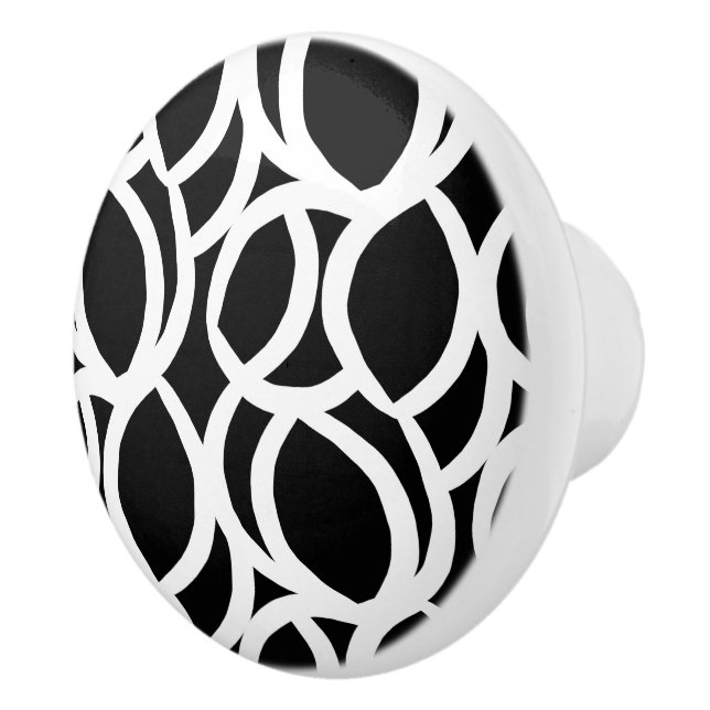 Black and White Abstract Pattern Ceramic Pull (Right)