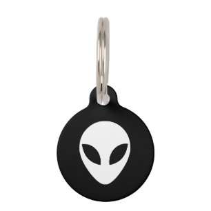 Black and White Alien Head Pet Tag