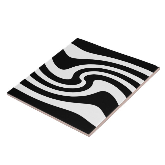 Black and white ceramic tile (Side)