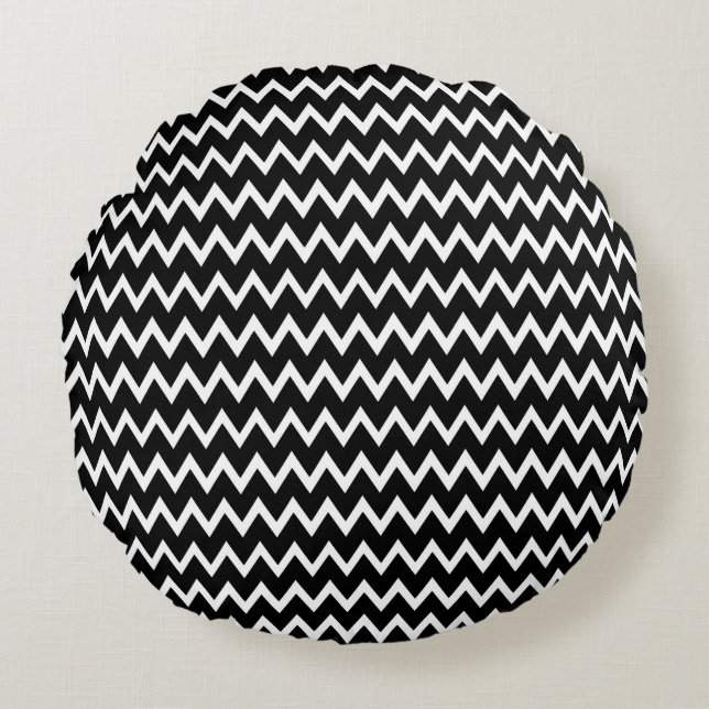  Black And White Chevron Pattern  Round Cushion (Front)