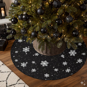 Black and White Christmas Snowflake Winter Pattern Brushed Polyester Tree Skirt