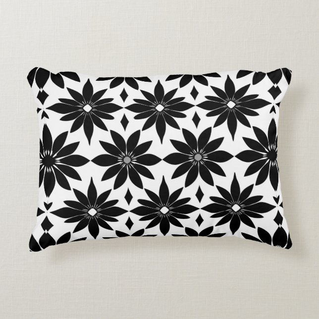 Black and white Damascus pattern Decorative Cushion (Front)