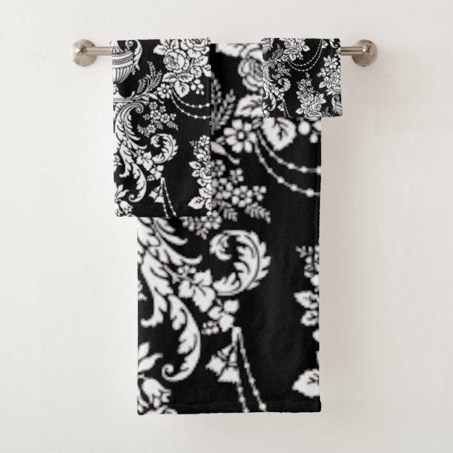 Black and White Damask. Bath Towel Set (Insitu)