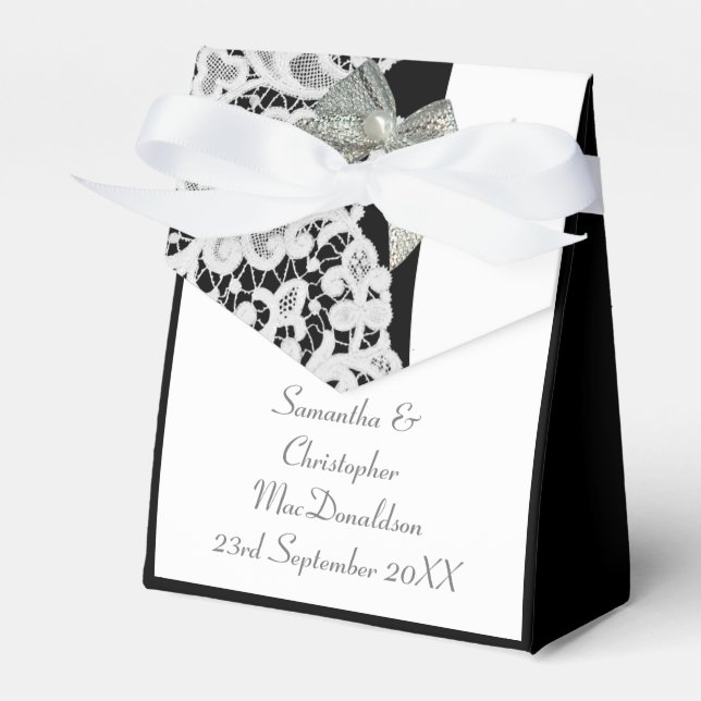 Black and white damask lace wedding favour box (Front Side)
