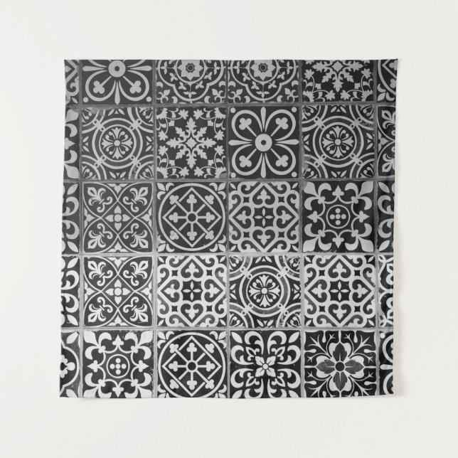 Black and white damask patterns tapestry (Front)
