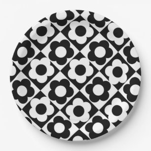 Black and White Diamond Check Flower Pattern Paper Plate