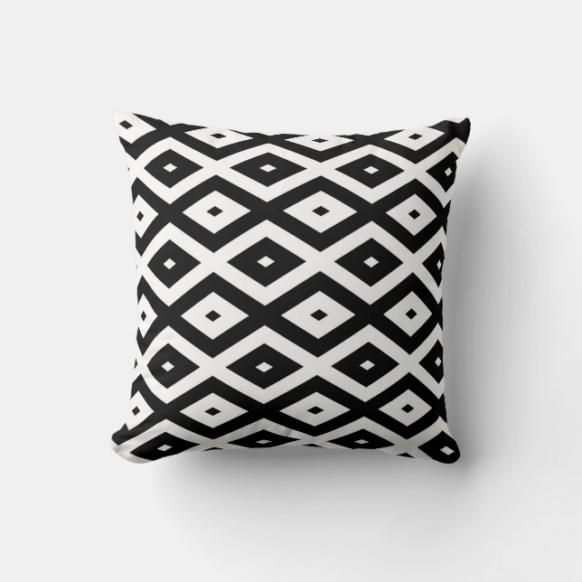 Black and white diamond pattern cushion (Front)